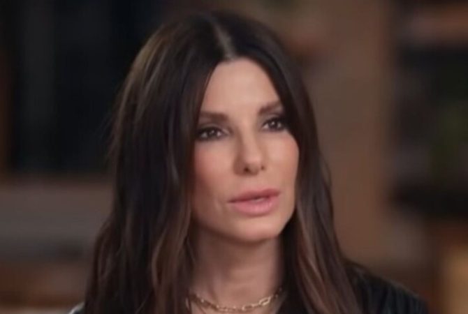 Aos 61 anos, Sandra Bullock mostra como sua rotina e dieta mantêm o corpo em forma