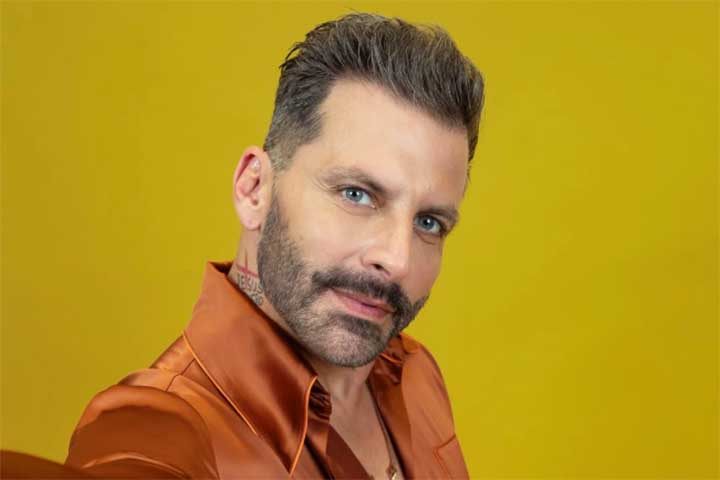 Nascido em São Bernardo do Campo, São Paulo, Henri Castelli descobriu a paixão pela arte de atuar na escola, onde fazia aulas de teatro. Ao longo da carreira, se consolidou como ator em várias novelas e séries da TV Globo. 