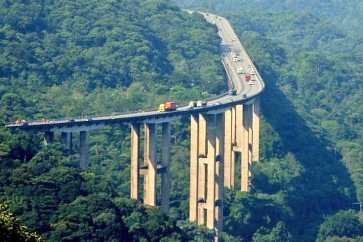 Rodovia dos Imigrantes (SP-160) rodovia do estado de São Paulo - Reprodução do Flickr DORVAL FAGUNDES