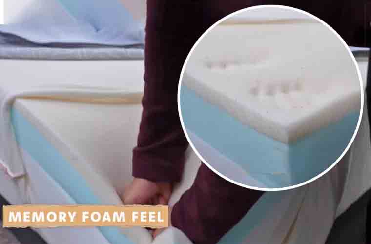 <p>O viscoelástico, conhecido como “memory foam”, molda-se ao corpo com o calor. Ajuda a aliviar pontos de pressão e é indicado para quem sente dores articulares.</p>
