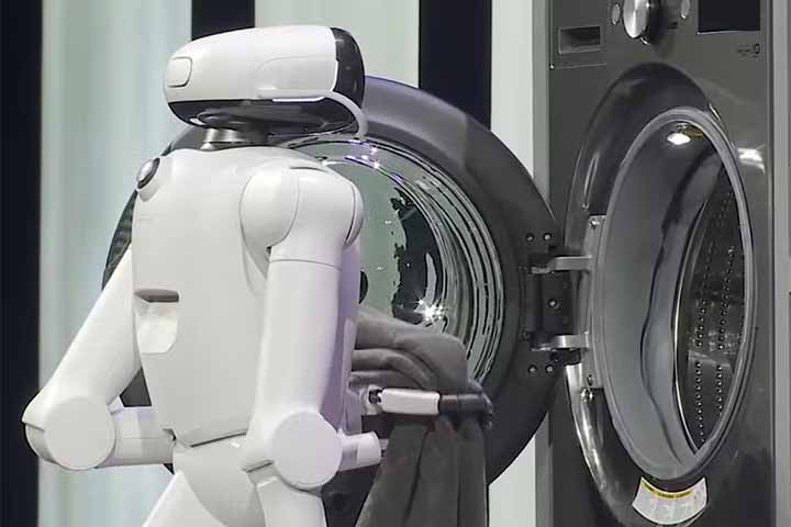 Mais do que um experimento chamativo, o dispositivo sinaliza uma tentativa clara de aproximar a robótica do uso prático no dia a dia. 