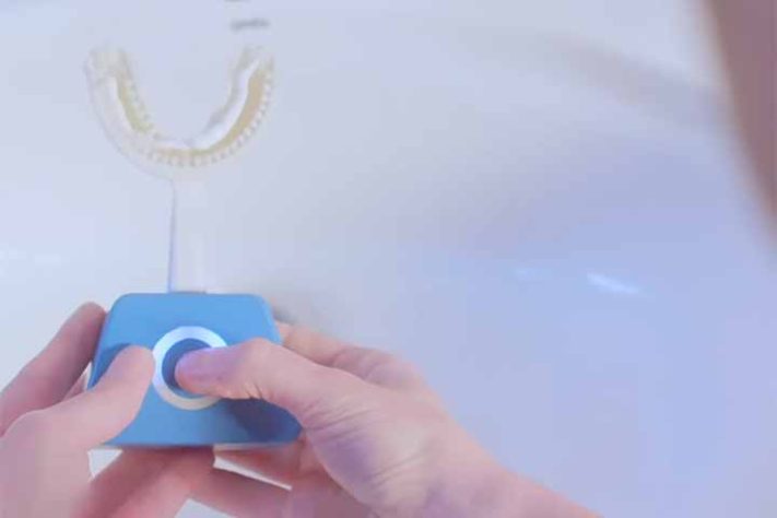 História da escova de dentes e os hábitos saudáveis da higiene bucal