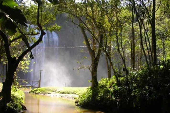 Cachoeira Grande, Lagoinha (SP) - Reprodução do Youtube