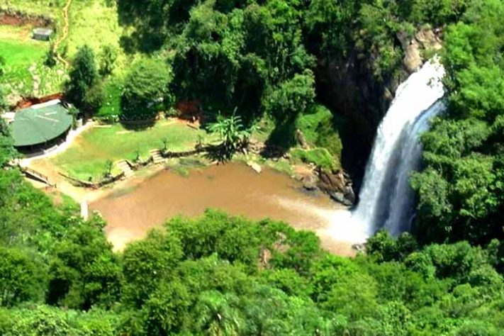 Cachoeira Grande, Lagoinha (SP) - Reprodução do Youtube