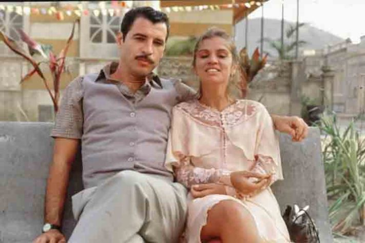 Atriz Tássia Camargo