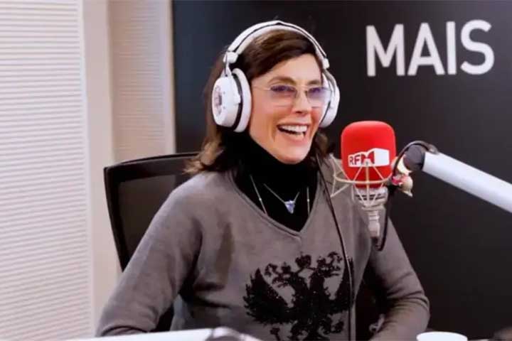 Em 1981, Christiane Torloni integrou o elenco de “Baila Comigo”, trabalho que marcou sua primeira colaboração com o autor Manoel Carlos. 
