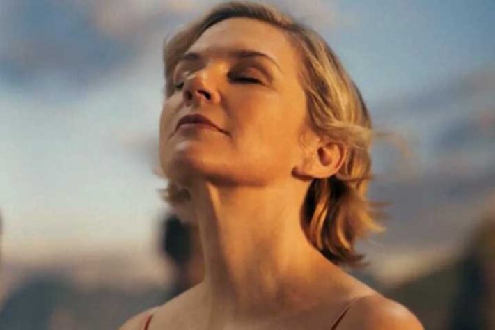 A trajetória da atriz Rhea Seehorn
