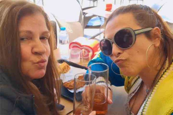 Atriz Tássia Camargo