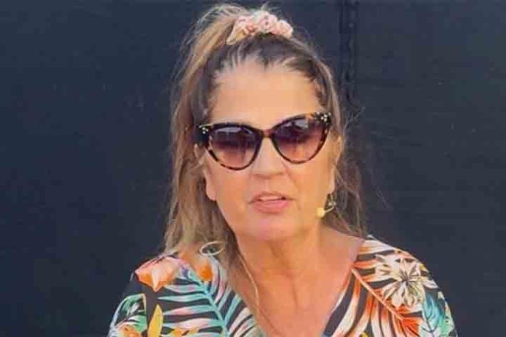 Atriz Tássia Camargo