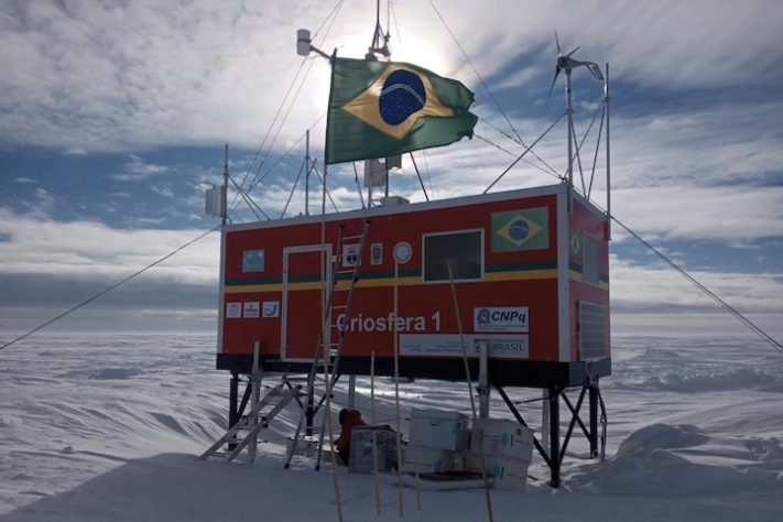 Laboratório brasileiro Criosfera 1 é referência global nas pesquisas de interação do clima na Antártica – Divulgação/Laramg-Uerj