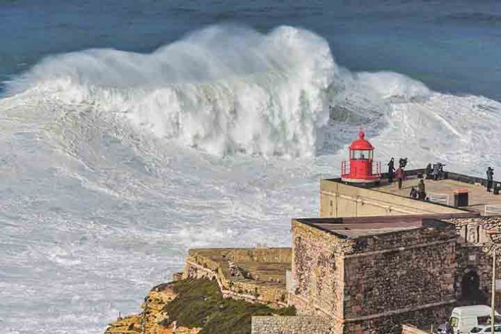 Praia de Nazaré, em Portugal