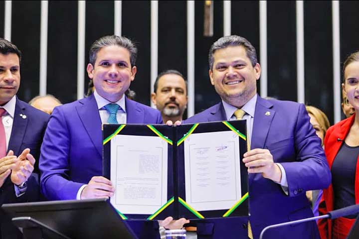 Davi Alcolumbre Presidente do Senado e Hugo Motta, Presidente da Câmara dos Deputados do Brasil - Segundo as pesquisas a população desconhece os atuais presidentes da Câmara dos Deputados e do Senado - Reprodução do Instagram @hugomottapb