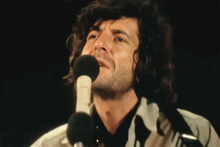 A trajetória do cantor e compositor Leonard Cohen