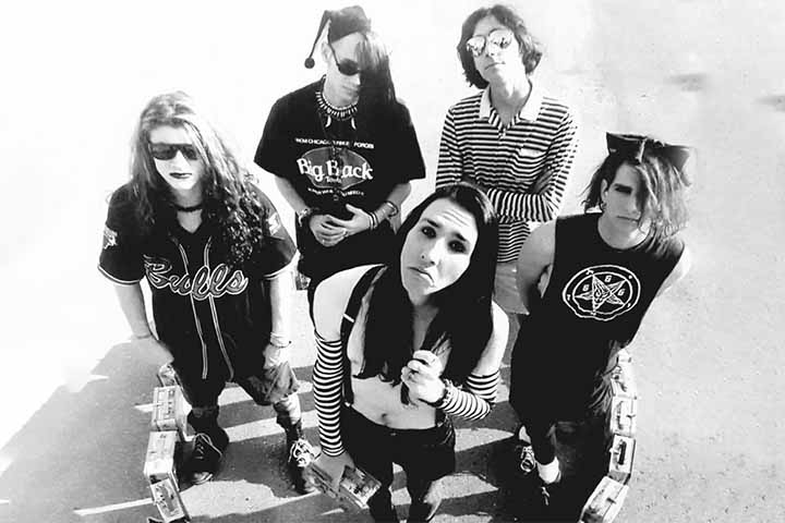 No início dos anos 1990, formou a banda Marilyn Manson and the Spooky Kids, adotando um nome que mesclava o glamour da atriz Marilyn Monroe com a violência associada ao criminoso Charles Manson, um conceito que sintetizava sua proposta de contrastes extremos. 
