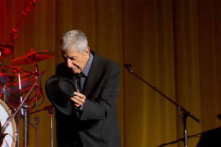 A trajetória do cantor e compositor Leonard Cohen