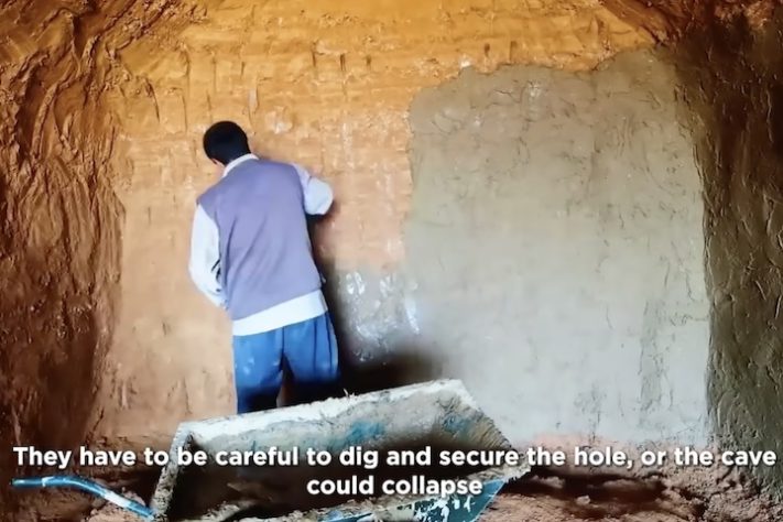 Homem compra montanha inteira e transforma rocha em casa após meses de escavação – Reprodução/YouTube