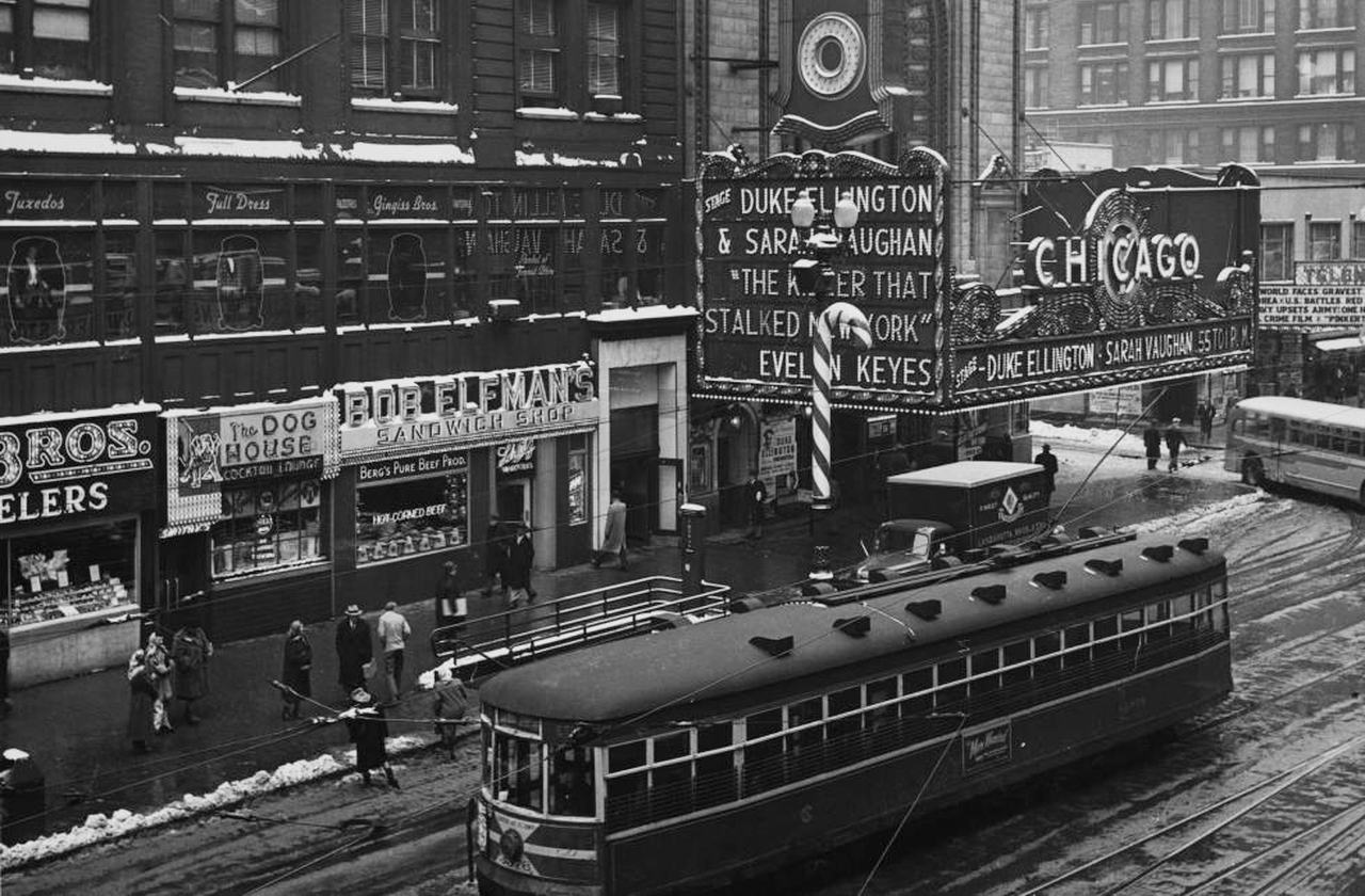 Nascida em 11 de setembro de 1950, em Chicago, no estado de Illinois, Amy é filha de Dolores Hanlon, atriz amadora de teatro comunitário, e do jornalista John J. Madigan. Assim, cresceu em ambiente culturalmente rico e passou a se interessar por música e teatro ainda no ensino médio.