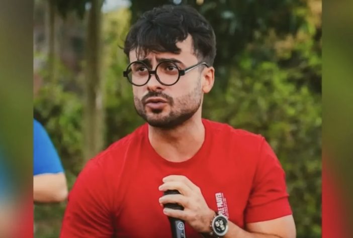 Cantor sósia de Harry Potter faz sucesso nas redes sociais - Reprodução/Redes Sociais