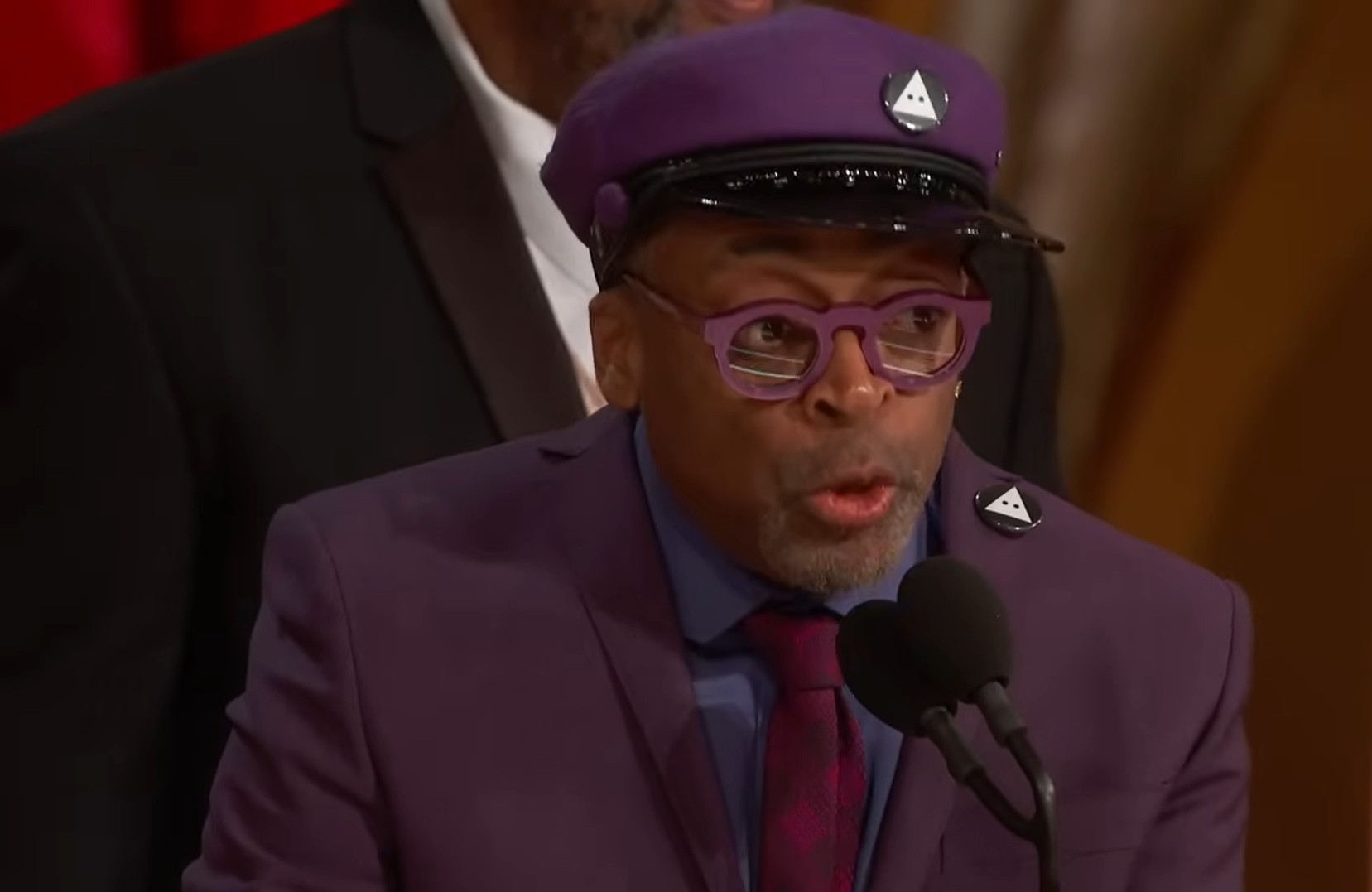 Em 2018, dirigiu “Infiltrado na Klan”, baseado em fatos ocorridos na década de 1970. O longa recebeu seis indicações ao Oscar e venceu na categoria de melhor roteiro adaptado, garantindo a primeira vitória competitiva de Lee na premiação.
