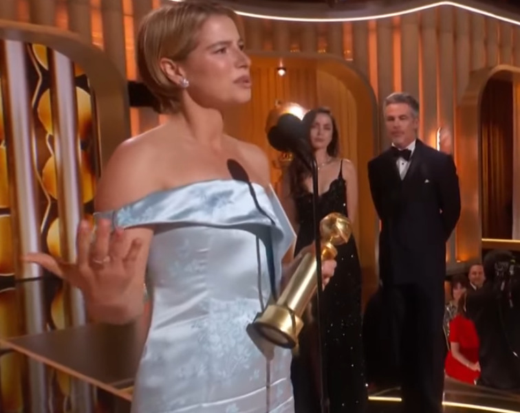  No discurso, Jessie agradeceu aos 400 figurantes da produção.  Ela competia com Jennifer Lawrence  (