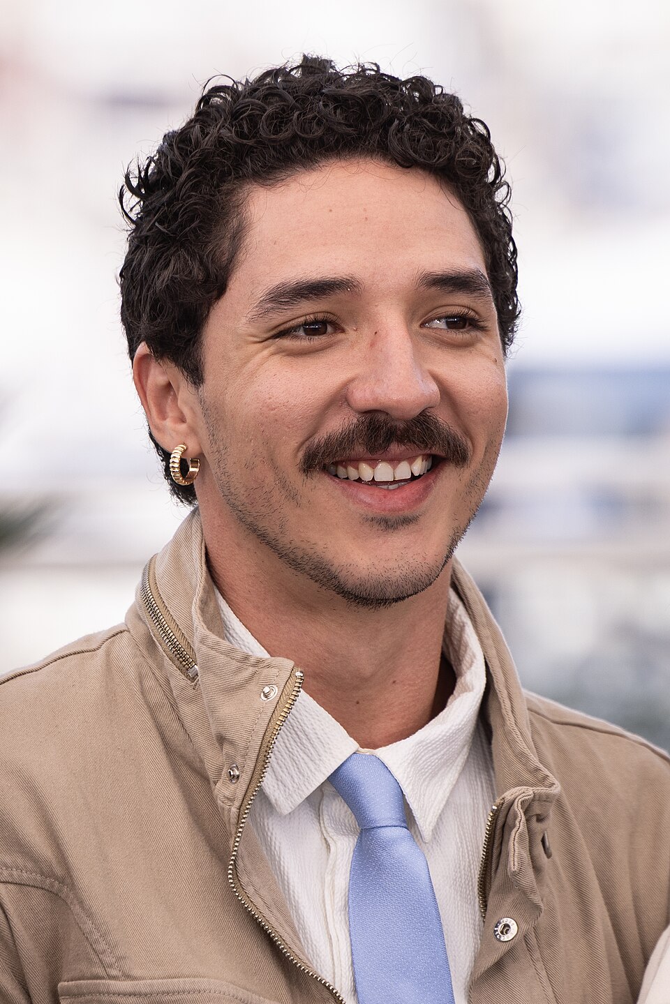 Na época em que a cantora fez uma participação especial na novela “Garota do Momento”, da TV Globo, o ator, que também integrava o elenco, lamentou não ter se encontrado com ela nas gravações. “Ah, bem no dia que o Ronaldo não estava…”, escreveu.
