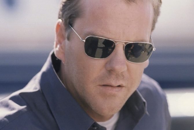 Acusado de agredir motorista, astro de ’24 Horas’ Kiefer Sutherland é preso em Los Angeles