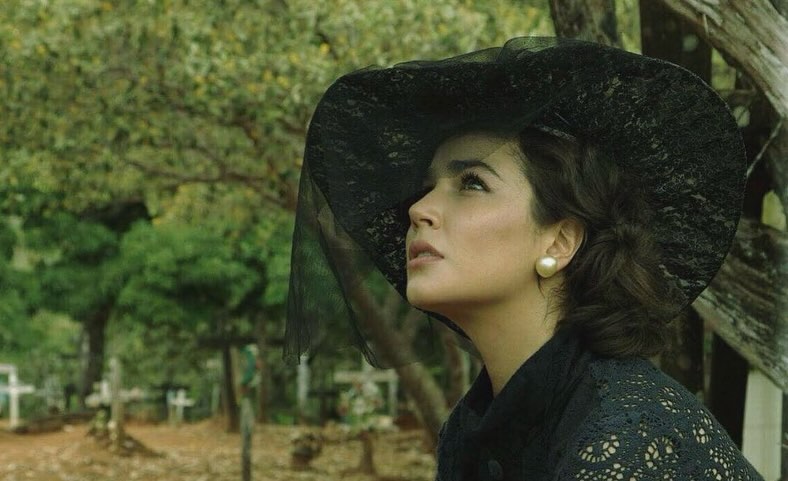 No cinema, participou de produções como “Marighella”, “Nas Mãos de Quem Me Leva”, “Ninguém Sai Vivo Daqui” e “A Menina que Matou os Pais: A Confissão”.
