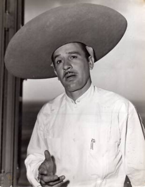 Pedro Infante — Ator e cantor mexicano, morreu em 15 de abril de 1957, em um acidente de avião, aos 39 anos. É lembrado como um dos maiores ícones da música e do cinema do México.