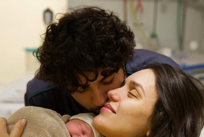 Nattan revela que Rafa Kalimann passou por 40 horas de parto para ter bebê