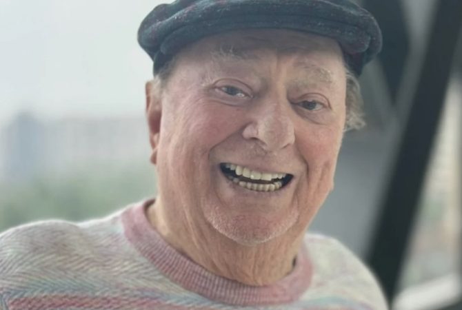 ‘Rei dos calouros’: um dos maiores apresentadores da TV brasileira, Raul Gil faz 88 anos