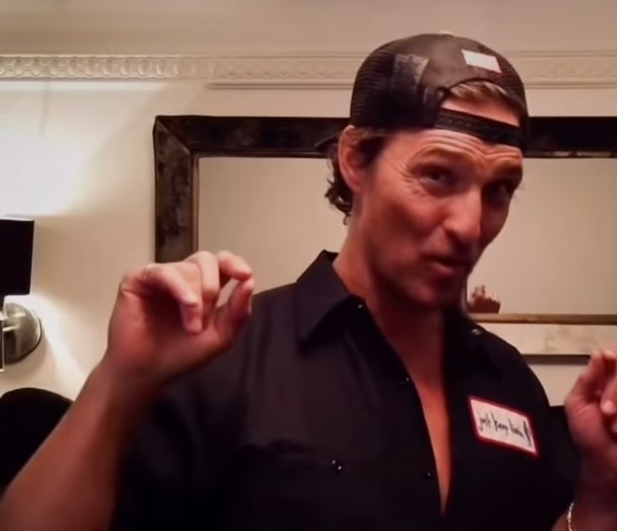 O ator norte-americano Matthew McConaughey registrou sua imagem, voz e trechos de vídeos junto ao Escritório de Marcas e Patentes dos Estados Unidos para evitar o uso não autorizado por plataformas de inteligência artificial.-Matthew McConaughey  instagram