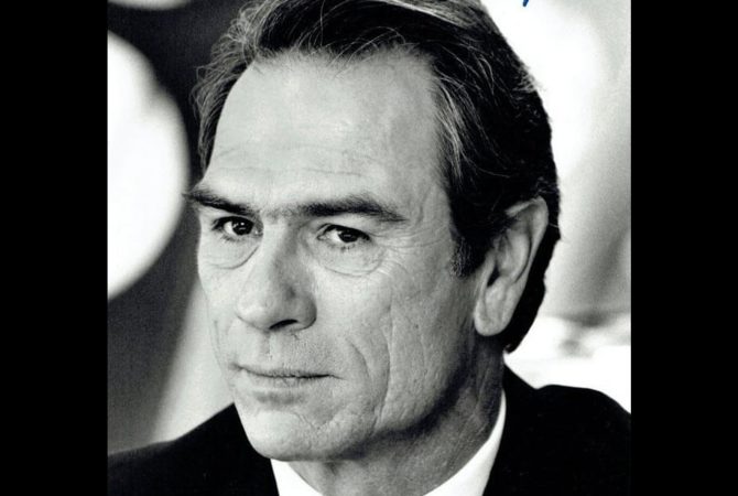 Consagrado em Hollywood, Tommy Lee Jones enfrenta o maior drama de sua vida