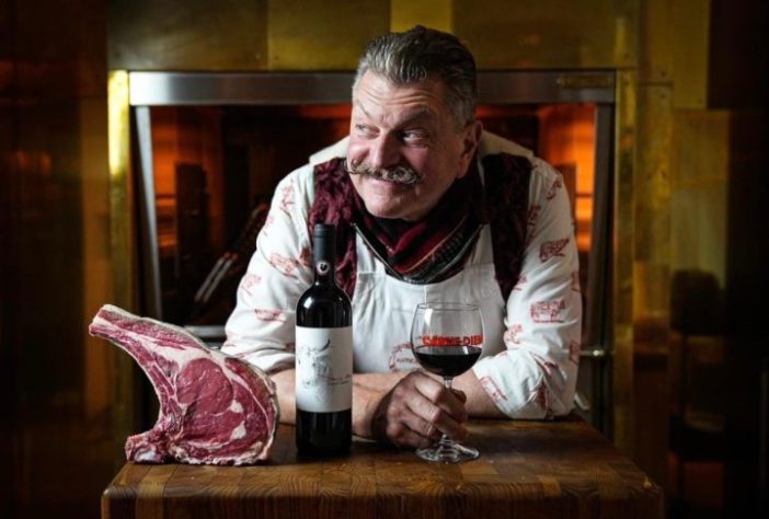 Dario Cecchini, o açogueiro mais famoso do mundo – Reprodução @dariocecchinimacellaio