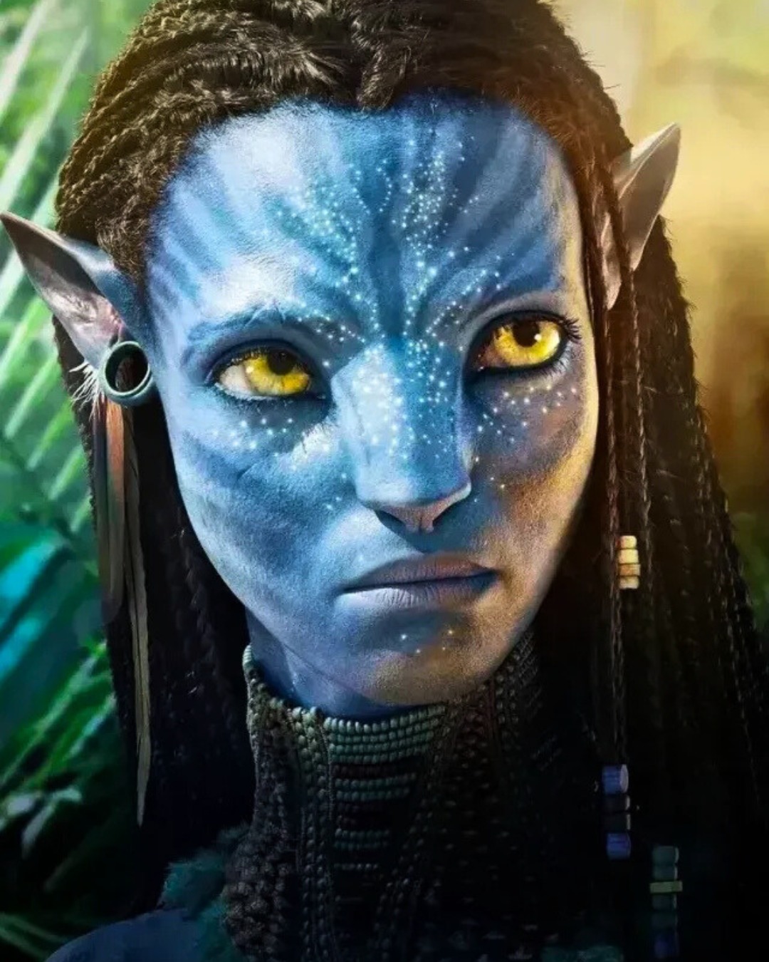 Zoe Saldaña reprisou o papel de Neytiri em “Avatar: O Caminho da Água”, lançado em 2022, e em “Avatar: Fogo e Cinzas”, lançado em 2025.
