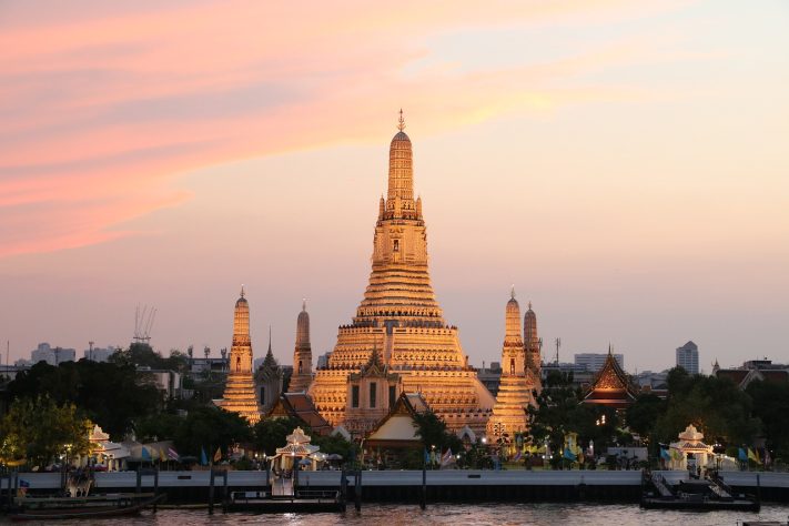 Wat Arun, Bangkok, Tailândia – Carina Hofmeister/Pixabay
