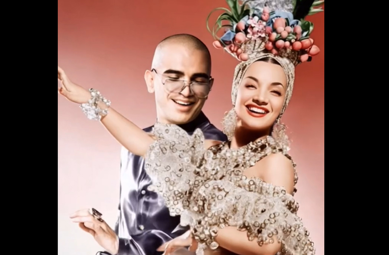 <p>Tais performances remeteram ao canto de Carmen nos anos 1930, antes da ida da artista para os Estados Unidos. A menos de um mês de completar 59 anos, em 9 de fevereiro, o mesmo dia do aniversário de sua homenageada, ressaltou em cena esse orgulho.</p>
<p>&nbsp;</p>
