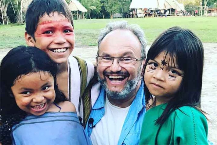 Ernesto Paglia estreia como apresentador do 'Roda Viva'