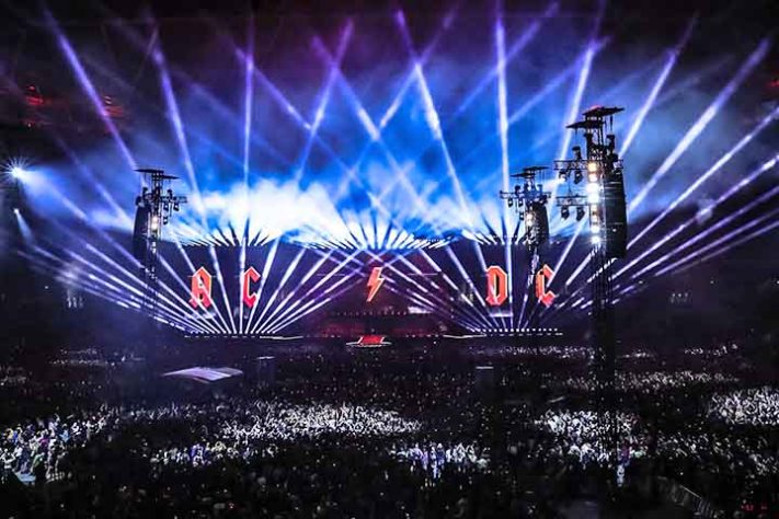 Banda de rock AC/DC volta ao Brasil