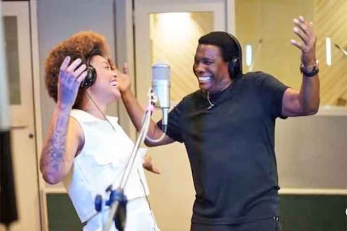 Jéssica Martin, a intérprete da Beija-Flor