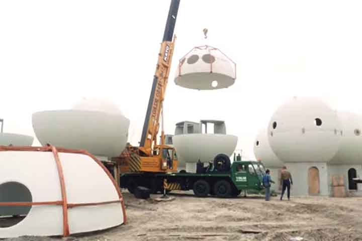 <p>A montagem do complexo de 50 unidades só ocorreu nos anos 1980, após diversos ajustes estruturais e burocráticos que modificaram o conceito inicial.</p>
