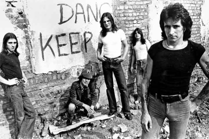 Banda de rock AC/DC volta ao Brasil