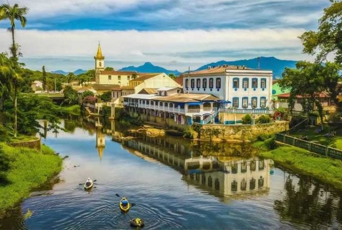 Charme colonial em meio à Mata Atlântica: descubra os encantos de Morretes