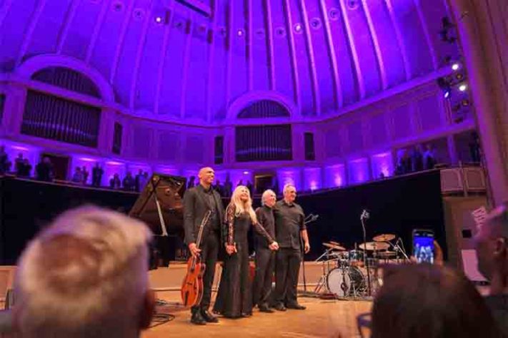 Eliane Elias, a pianista brasileira que conquistou o Grammy