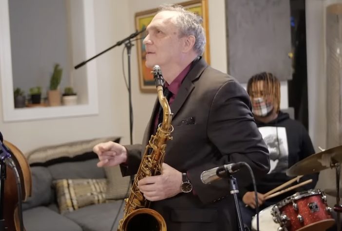 Músico de jazz Ken Peplowski aparece morto em cabine de cruzeiro – Reprodução/YouTube