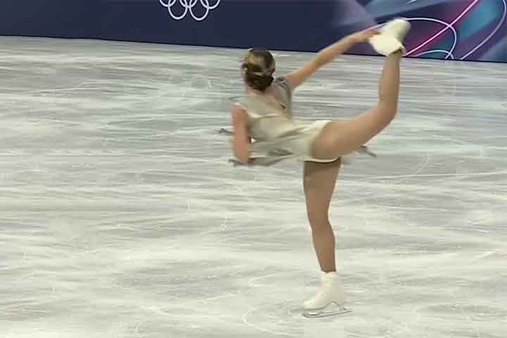 <p>Essa foi a melhor colocação de uma competidora dos Estados Unidos na competição disputada na China.</p>
