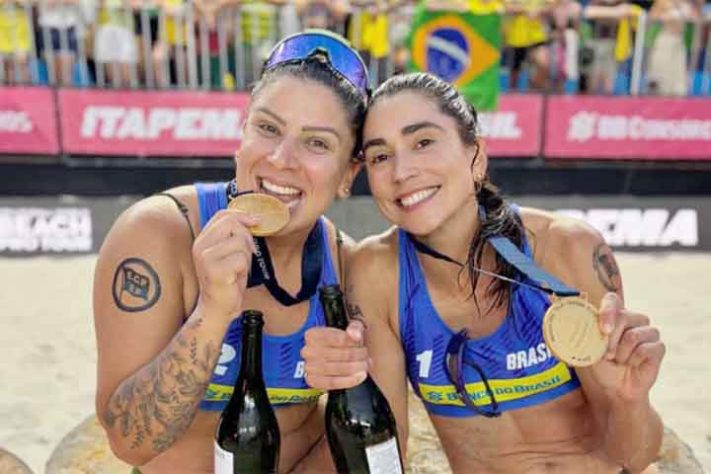 Jogadora de vôlei de praia Carol Solberg 