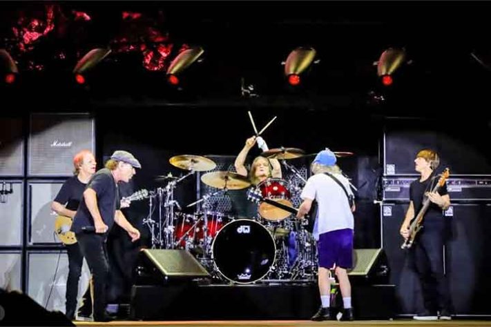 Banda de rock AC/DC volta ao Brasil