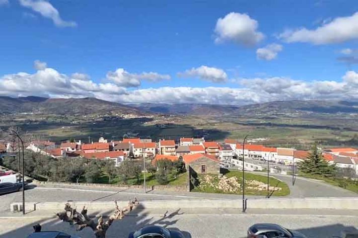 Belmonte (Portugal), vila portuguesa do distrito de Castelo Branco, na província da Beira Baixa, região do Centro e sub-região das Beiras e Serra da Estrela - Reprodução do Youtube Canal Start! Be Global