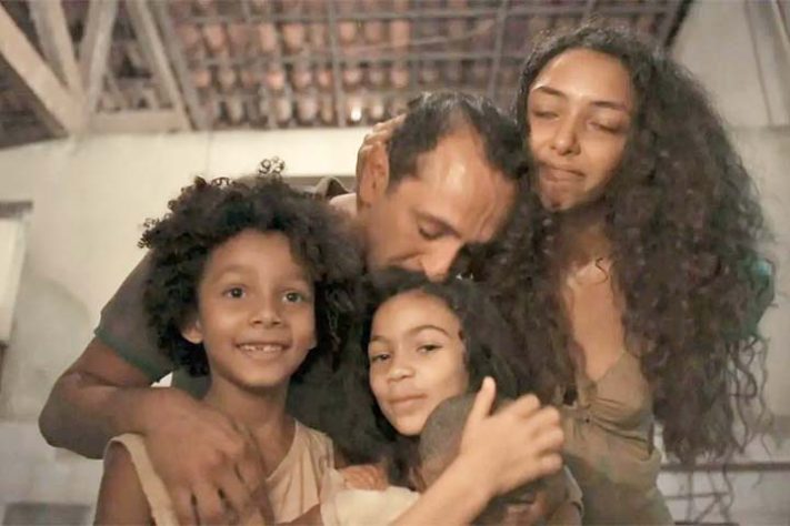 Ator Irandhir Santos