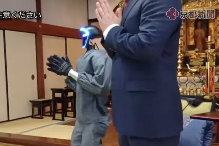 Cientistas japoneses exibem robô monge humanoide que oferece orientação budista a fiéis – Reprodução